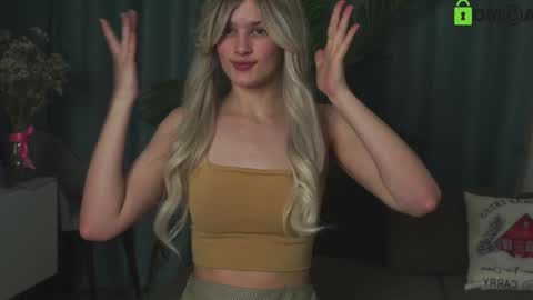 Sunnheart online show from 01/18/25, 10:28