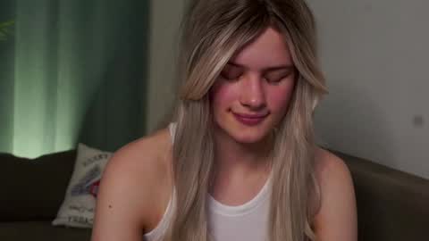 Sunnheart online show from 01/23/25, 07:40