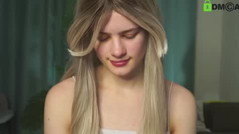 Sunnheart online show from 02/12/25, 04:22