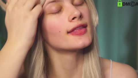 Sunnheart online show from 02/12/25, 10:26