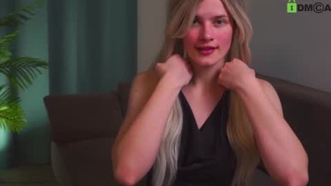 Sunnheart online show from 02/15/25, 07:39