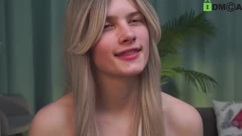 Sunnheart online show from 02/26/25, 08:44