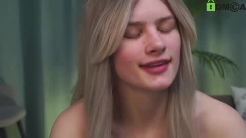 Sunnheart online show from 02/26/25, 11:48