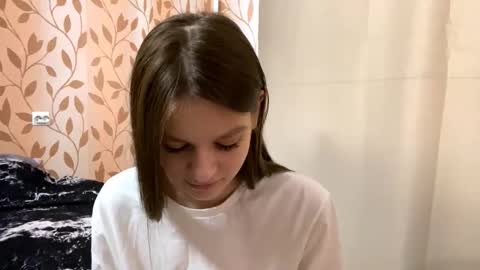 Snapshot of lizbethconnett chatting on 10/08/25, 06:44 Kate online show from 10/08/25, 06:44