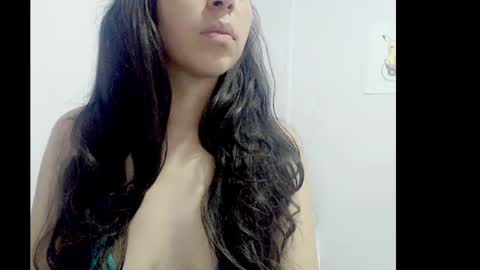 Snapshot of lizz1305 chatting on 02/25/25, 03:05 lizz1305 online show from 02/25/25, 03:05