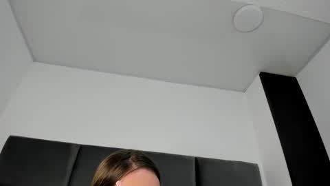 lizz_luna online show from 11/04/25, 07:13