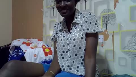 Snapshot of llyfre chatting on 11/03/25, 08:04 valentine online show from 11/03/25, 08:04