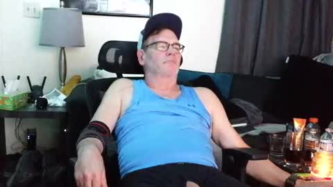 LongDick Daddy online show from 10/18/25, 01:41