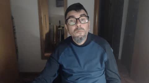 lobosolitario73 online show from 10/30/25, 11:05