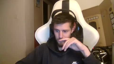 Snapshot of lobotomy54 chatting on 10/10/25, 09:58 lobo online show from 10/10/25, 09:58