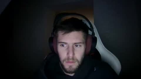 Snapshot of lobotomy54 chatting on 11/23/25, 12:38 lobo online show from 11/23/25, 12:38