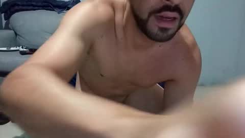 Snapshot of logans504908 chatting on 11/10/25, 03:16 Logans online show from 11/10/25, 03:16