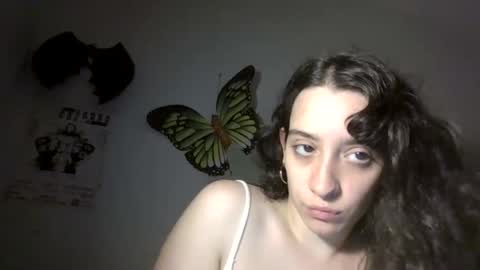 Snapshot of lola3150 chatting on 12/17/24, 06:09 JOYA online show from 12/17/24, 06:09