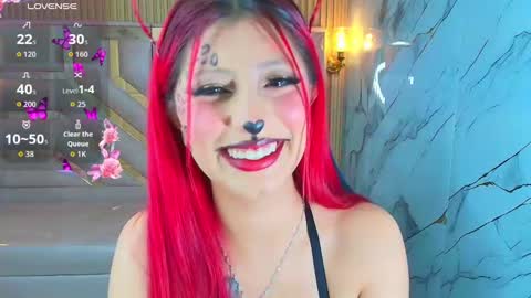 Lola online show from 10/04/25, 07:56