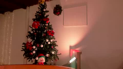 mara online show from 12/19/24, 01:28