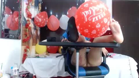 Snapshot of lola_fiery chatting on 12/10/24, 11:51 lola_fiery online show from 12/10/24, 11:51