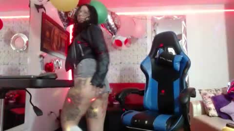 Snapshot of lola_fiery chatting on 02/24/25, 12:48 lola_fiery online show from 02/24/25, 12:48