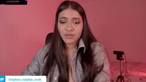 lolaasmith_21 online show from 02/14/25, 01:02