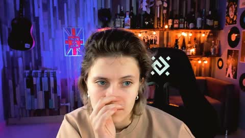 Snapshot of lolaasmus chatting on 12/10/24, 05:07 I consider myself the god Loki but life just calls me LOL online show from 12/10/24, 05:07