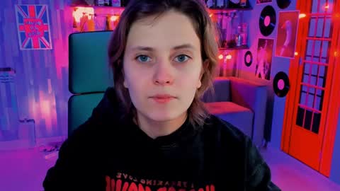Snapshot of lolaasmus chatting on 12/20/24, 05:14 I consider myself the god Loki but life just calls me LOL online show from 12/20/24, 05:14