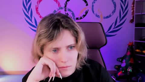 Snapshot of lolaasmus chatting on 12/28/24, 05:02 I consider myself the god Loki but life just calls me LOL online show from 12/28/24, 05:02