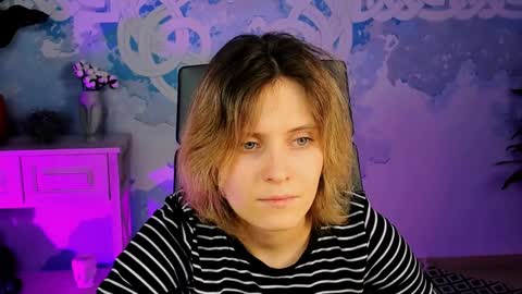Snapshot of lolaasmus chatting on 01/31/25, 08:11 I consider myself the god Loki but life just calls me LOL online show from 01/31/25, 08:11