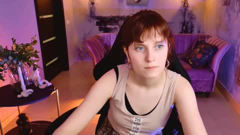 Snapshot of lolaasmus chatting on 03/12/25, 02:23 I consider myself the god Loki but life just calls me LOL online show from 03/12/25, 02:23