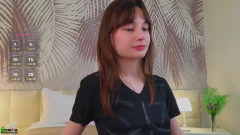 Lola online show from 11/17/25, 01:33