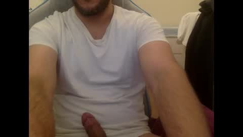 Snapshot of lolgivali chatting on 12/29/24, 04:51 lolgivali online show from 12/29/24, 04:51