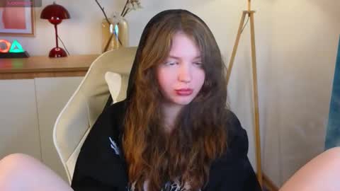 Mona online show from 10/09/25, 03:21