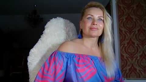 Snapshot of lollyta2023 chatting on 01/24/25, 01:14 Roxy online show from 01/24/25, 01:14