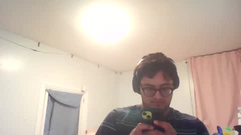 Snapshot of lolpop81020 chatting on 11/23/25, 10:31 lolpop81020 online show from 11/23/25, 10:31