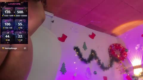 Snapshot of loly_marce chatting on 12/27/24, 11:10 loly_marce online show from 12/27/24, 11:10