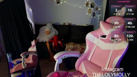 Snapshot of lolymolli chatting on 02/06/25, 08:23 Molli online show from 02/06/25, 08:23