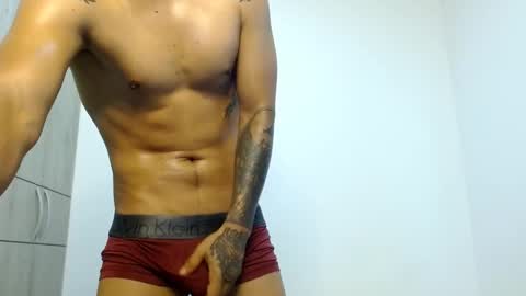 Snapshot of lonelydick2002 chatting on 01/30/25, 11:22 lonelydick2002 online show from 01/30/25, 11:22