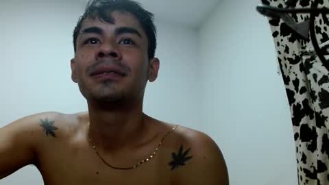 Snapshot of lonelydick2002 chatting on 10/26/25, 02:39 lonelydick2002 online show from 10/26/25, 02:39