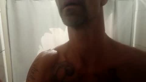 longdonglouie47 online show from 09/10/25, 08:47