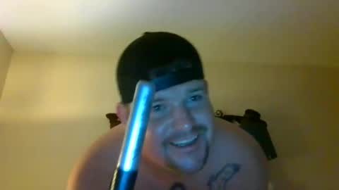 Snapshot of longlastingviking chatting on 10/25/25, 06:43 longlastingviking online show from 10/25/25, 06:43