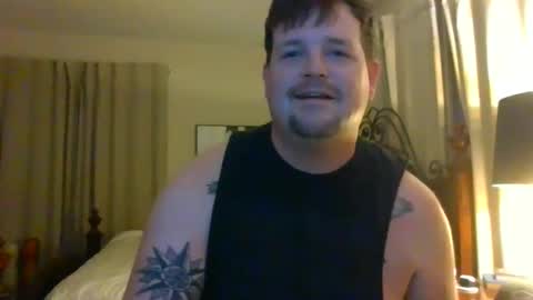 Snapshot of longlastingviking chatting on 11/17/25, 02:28 longlastingviking online show from 11/17/25, 02:28