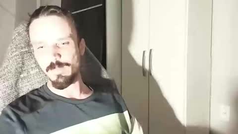 Lucas online show from 11/29/25, 10:24