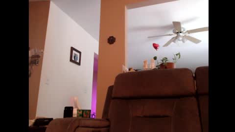 Snapshot of looking469 chatting on 10/10/25, 04:39 looking469 online show from 10/10/25, 04:39