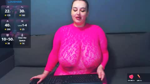 Snapshot of looking4love6969 chatting on 09/18/25, 09:17 looking4love6969 online show from 09/18/25, 09:17