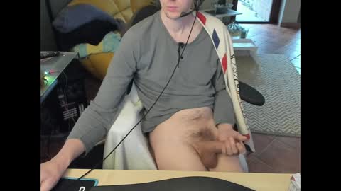 loomie online show from 12/07/24, 11:29