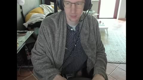 loomie online show from 01/19/25, 11:56