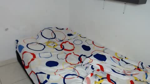 Dominic online show from 09/30/25, 05:01