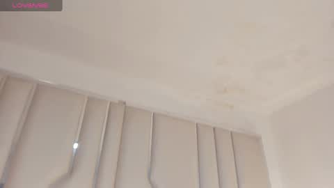  Loreana  online show from 10/06/25, 11:40