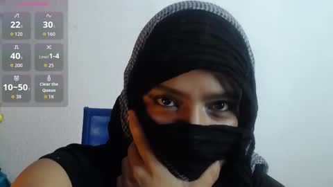 Snapshot of lorena494103 chatting on 10/06/25, 04:43 lorena494103 online show from 10/06/25, 04:43