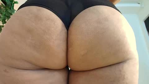 Snapshot of lorena_rubio chatting on 10/01/25, 12:11 lorena_rubio online show from 10/01/25, 12:11