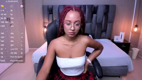Lorena Vieira  online show from 12/06/24, 12:05
