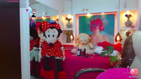 lore online show from 10/22/25, 01:50